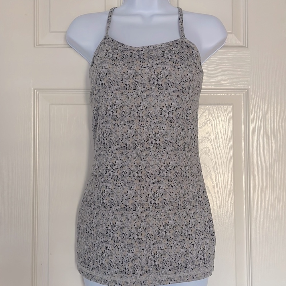 LULULEMON Power Y Tank *Luon l Size: 6 l Petite Fleur Silver Spoon